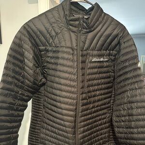 Eddie Bauer - men’s size medium 
Black thermo jacket